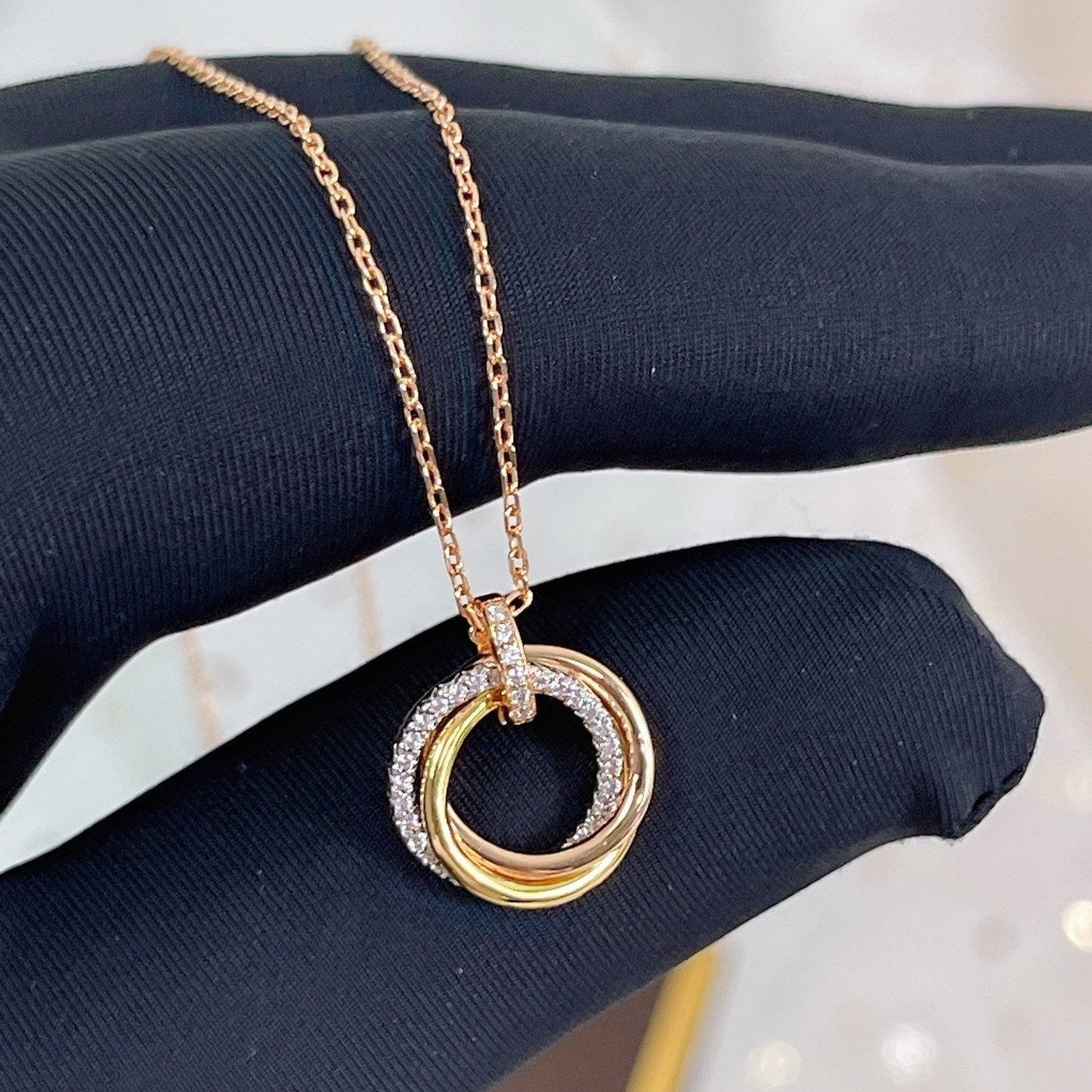 [Renovia Jewelry]TRINITY NECKLACE SILVER GOLD PINK GOLD DIAMONDS
