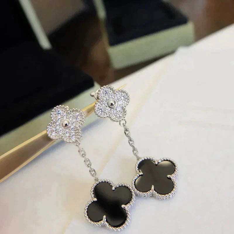 [Renovia Jewelry]クローバー 2モチーフ ダイヤモンド オニキス イヤリング シルバー