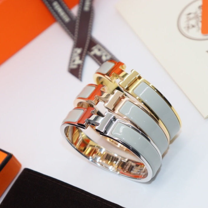 [Renovia Jewelry]H ライトブルー ブレスレット