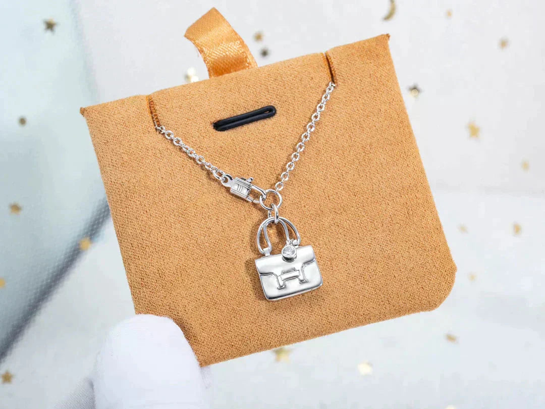 [Renovia Jewelry]アミュレット ペンダント シルバーネックレス