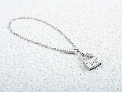 [Renovia Jewelry]アミュレット ペンダント シルバーネックレス