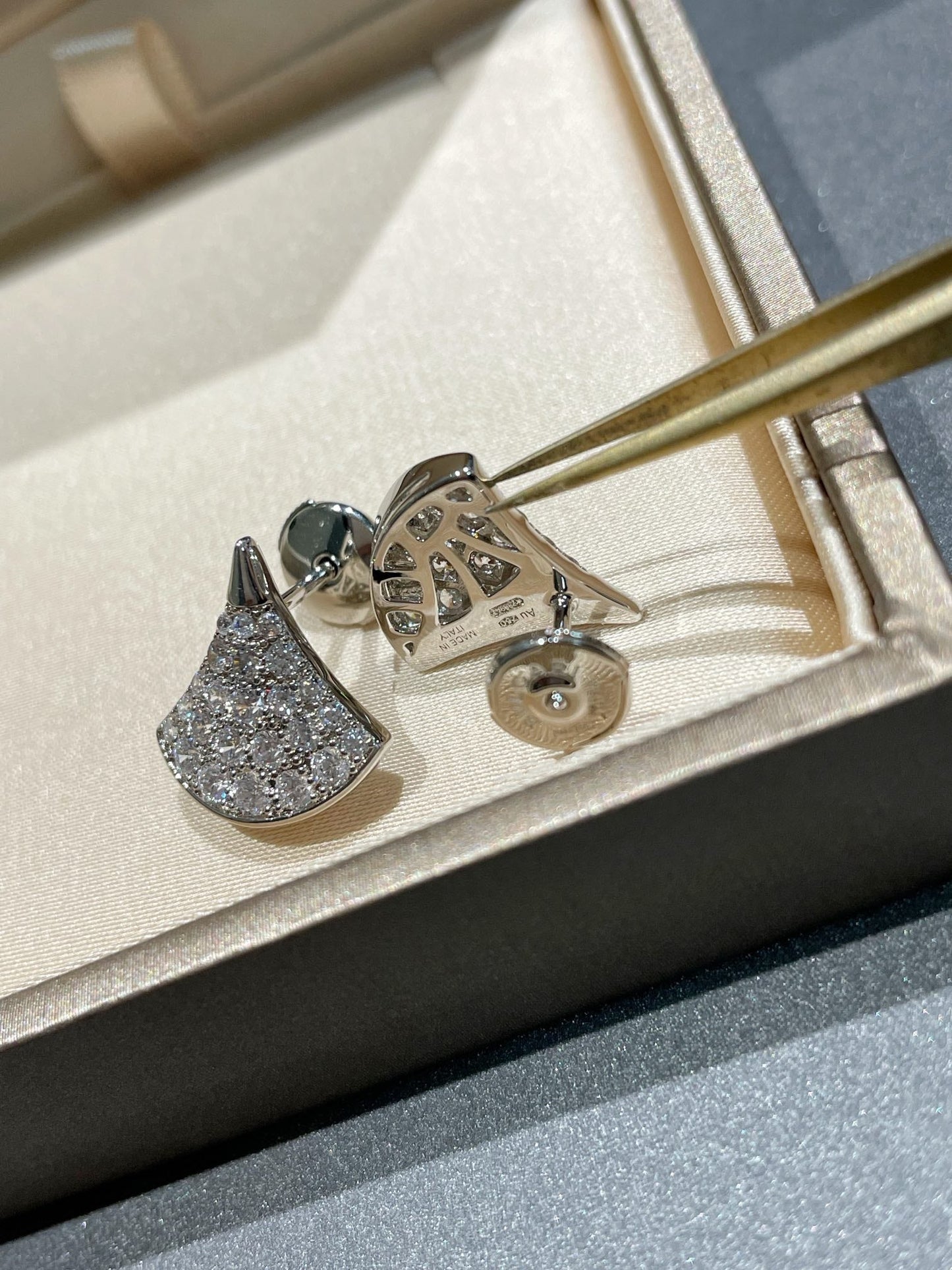 [Renovia Jewelry]ドリームスタッドピアス ダイヤモンド