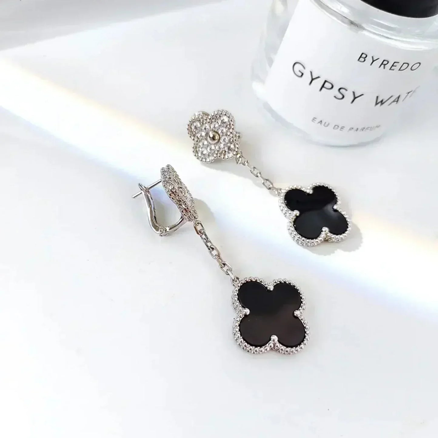 [Renovia Jewelry]クローバー 2モチーフ ダイヤモンド オニキス イヤリング シルバー