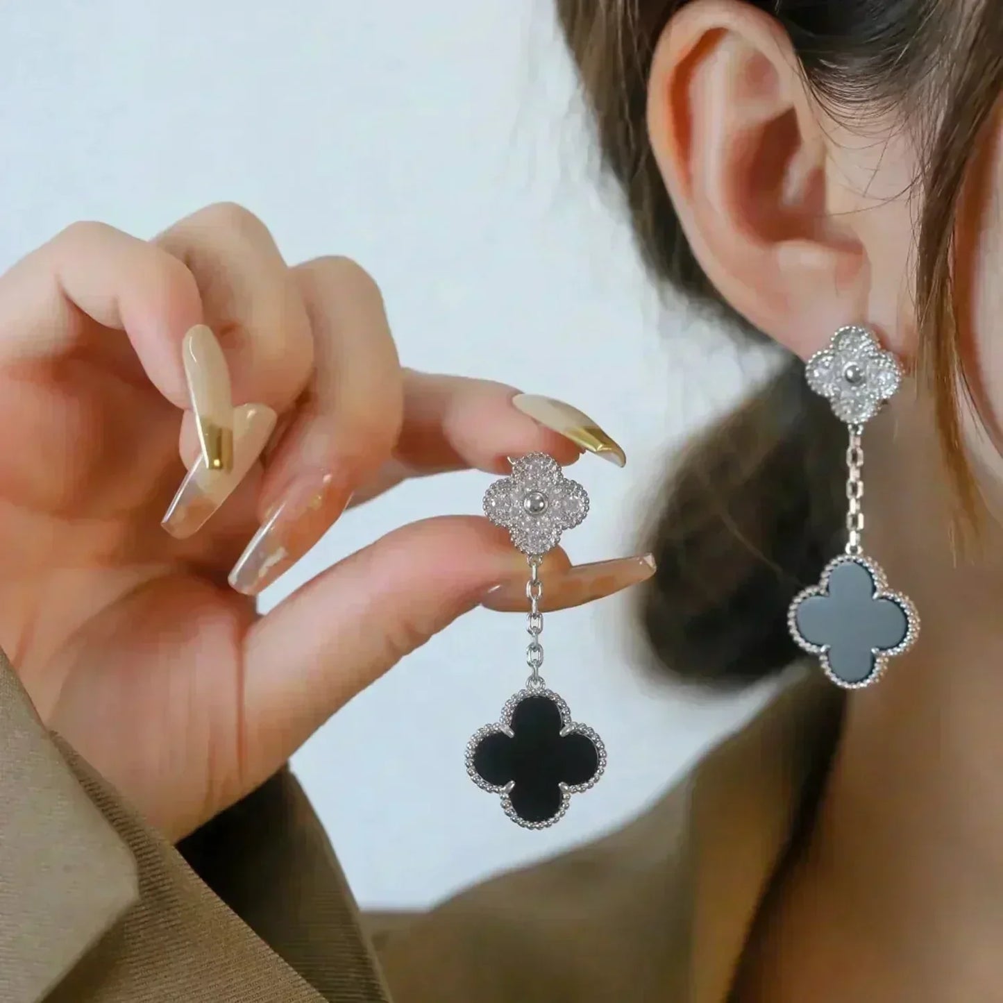 [Renovia Jewelry]クローバー 2モチーフ ダイヤモンド オニキス イヤリング シルバー