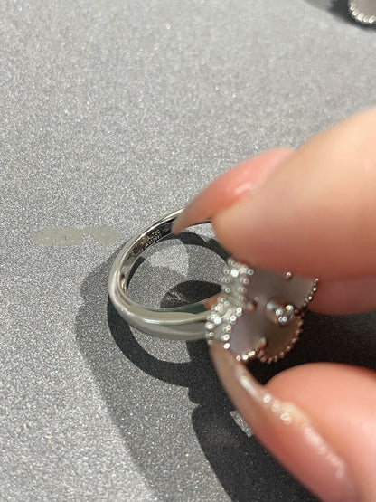 [Renovia Jewelry]クローバー シルバー マザーオブパール ダイヤモンド リング