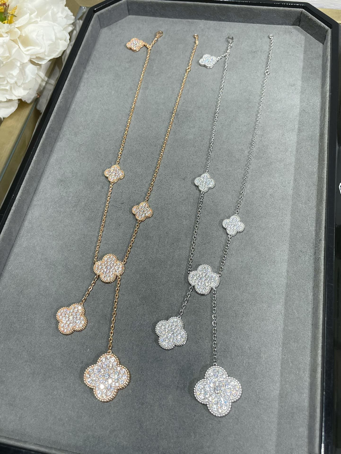 [Renovia Jewelry]CLOVER 6モチーフ ダイヤモンドパヴェネックレス