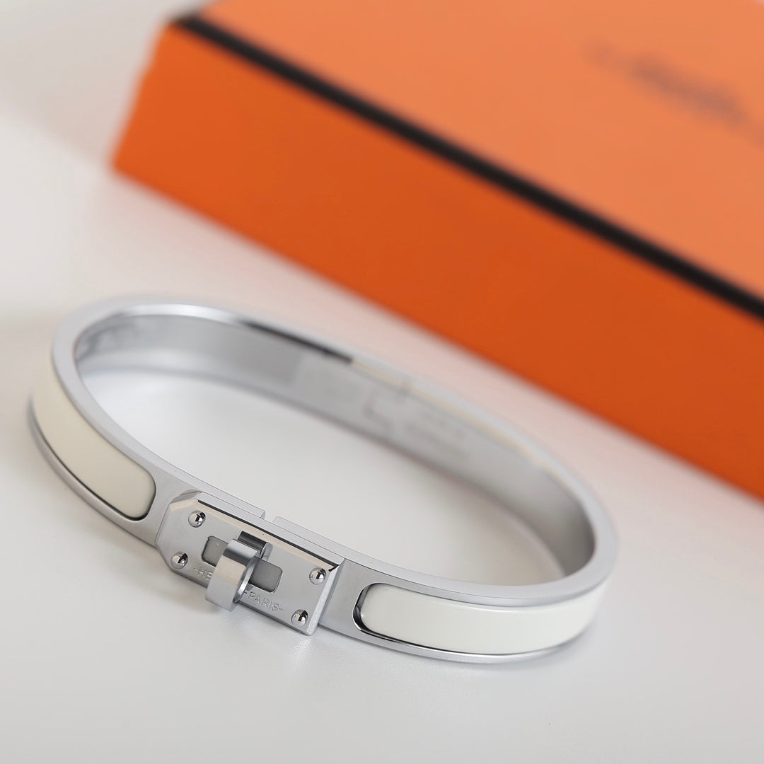 [Renovia Jewelry]HM ケリーホワイトブレスレット