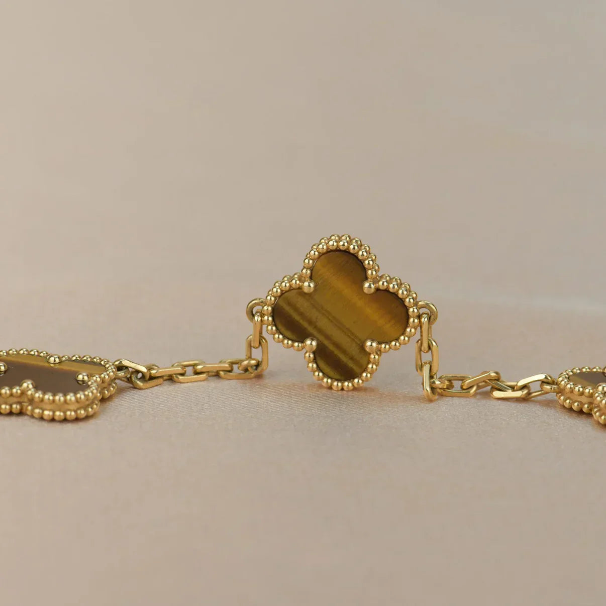 [Renovia Jewelry] CLOVER 5 MOTIFS TIGER EYE BRACELET COLLECTION