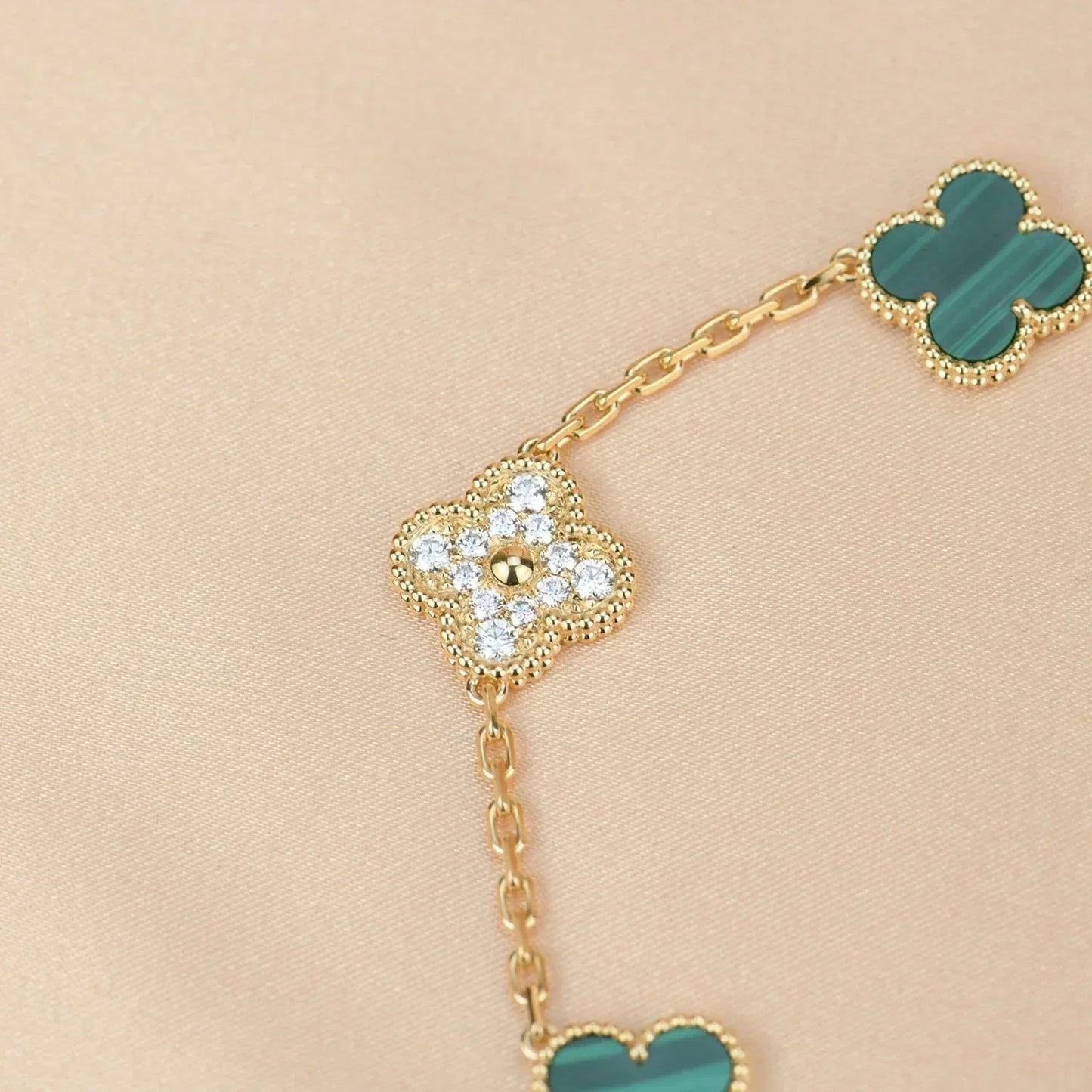 [Renovia Jewelry] CLOVER 5 MOTIF MALACHITE BRACELET COLLECTION