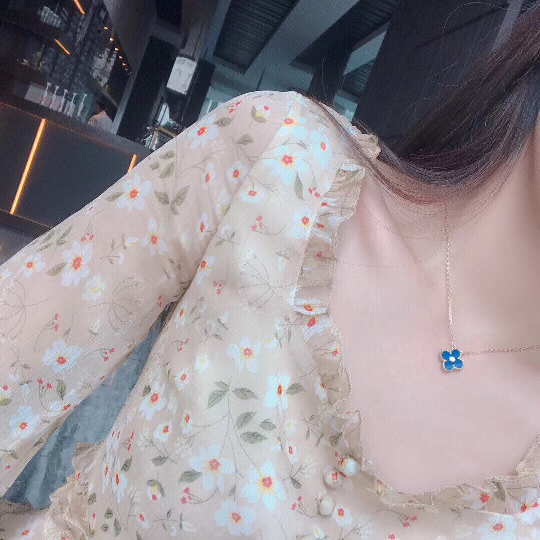 [Renovia Jewelry]クローバー 15MM ダイヤモンド＆ブルーアゲートネックレス